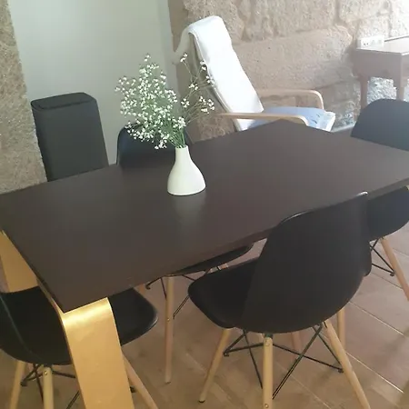 Hospedate * 庞特维德拉